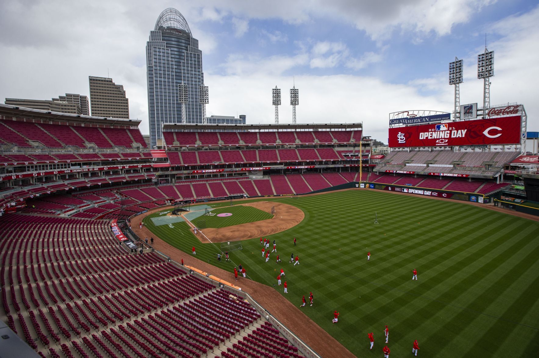 Cardinals face Reds in Cincinnati on opening day